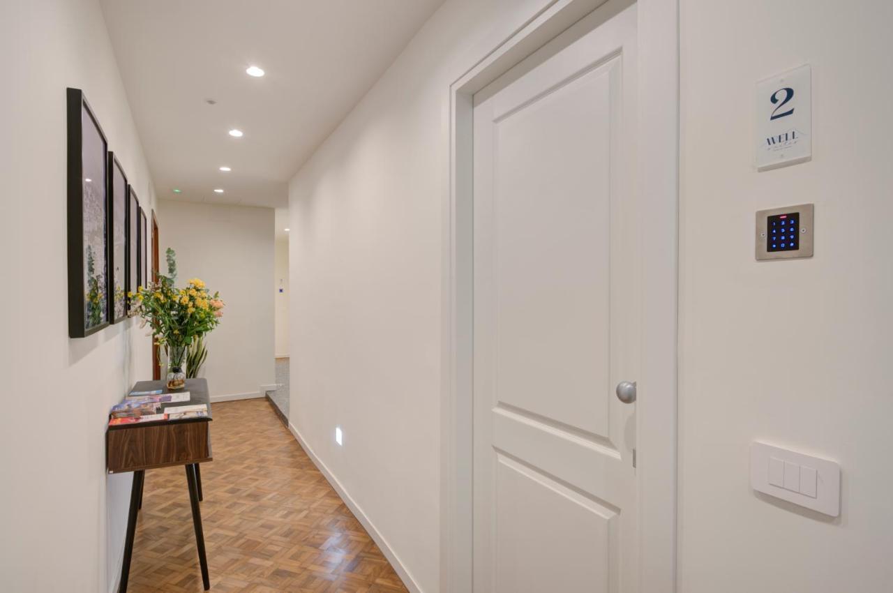 Well Suites - Piazza Dei Martiri Napoli Bagian luar foto