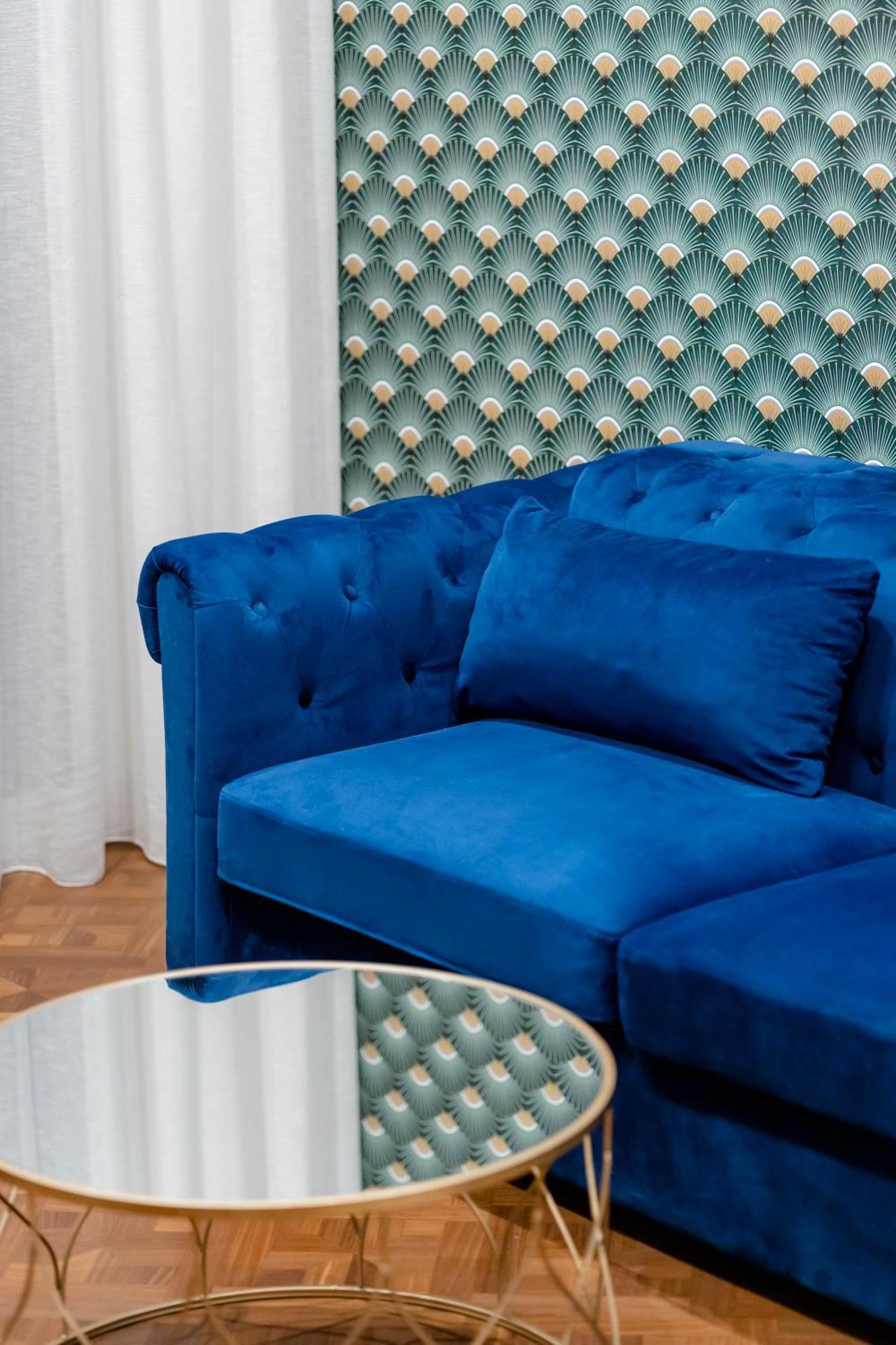 Well Suites - Piazza Dei Martiri Napoli Bagian luar foto