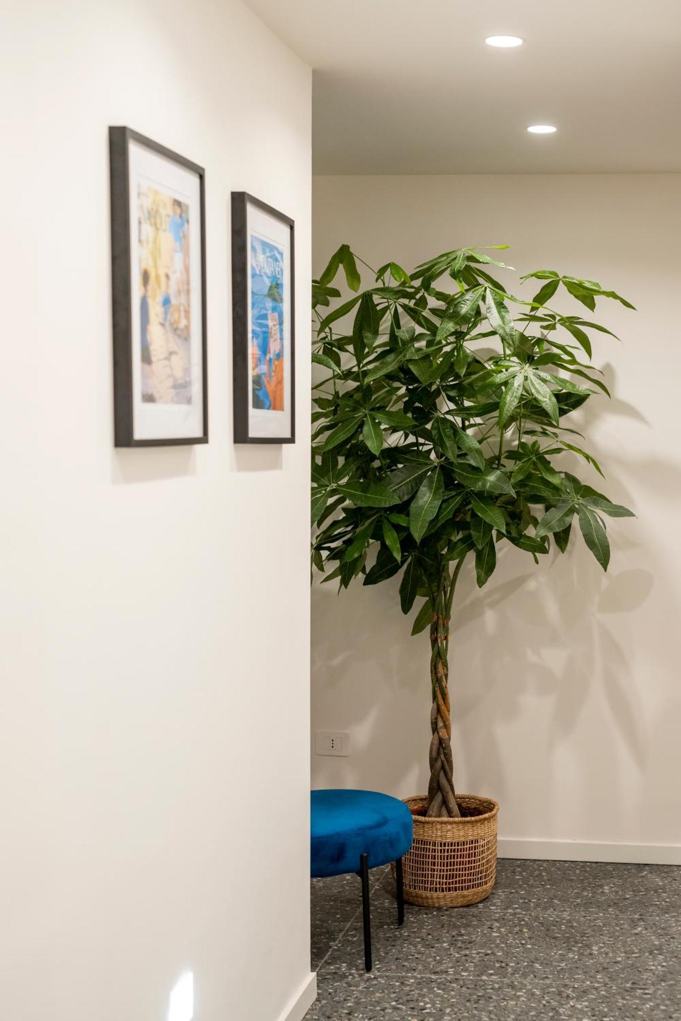 Well Suites - Piazza Dei Martiri Napoli Bagian luar foto